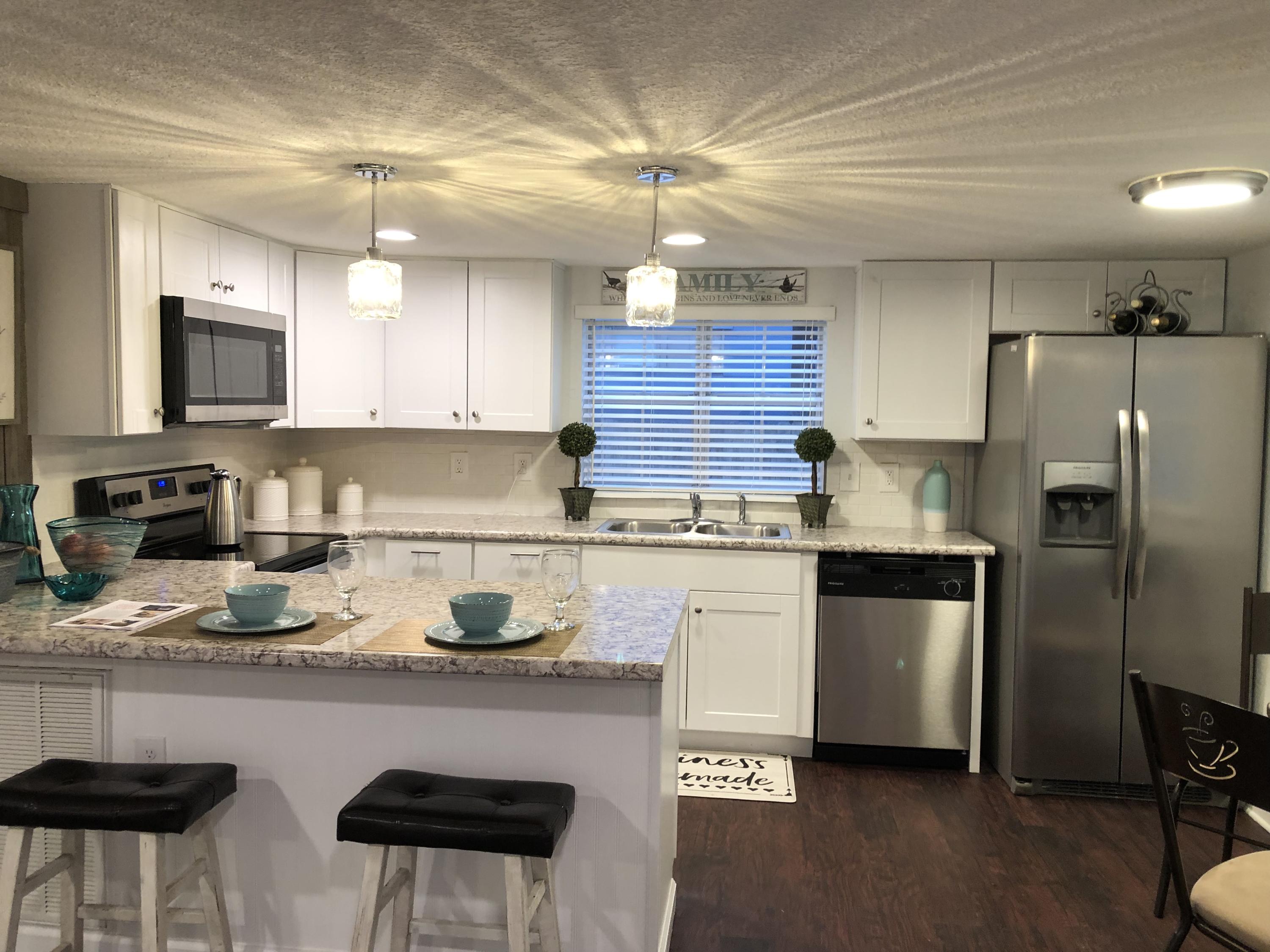 493 West Outer Drive Oak Ridge, TN 37830 - Photo 7 of 28 Kitchen Appliances Stay