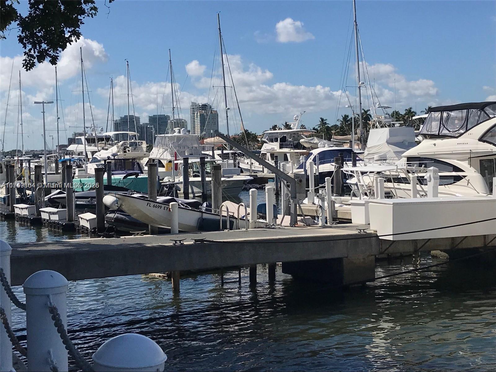 2 Grove Isle Drive, Unit B708 Miami, FL 33133 - Photo 31 of 52