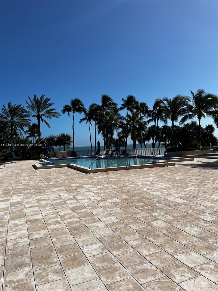 2 Grove Isle Drive, Unit B708 Miami, FL 33133 - Photo 48 of 52