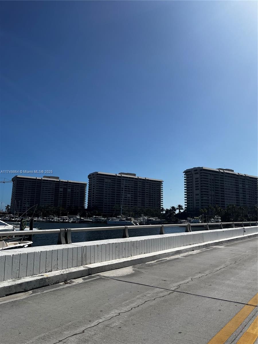 2 Grove Isle Drive, Unit B708 Miami, FL 33133 - Photo 50 of 52