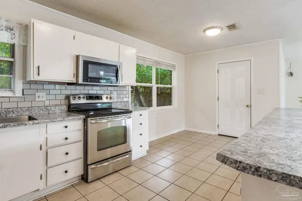 $249,900 | 3255 Newton Drive, Pensacola, FL 32503