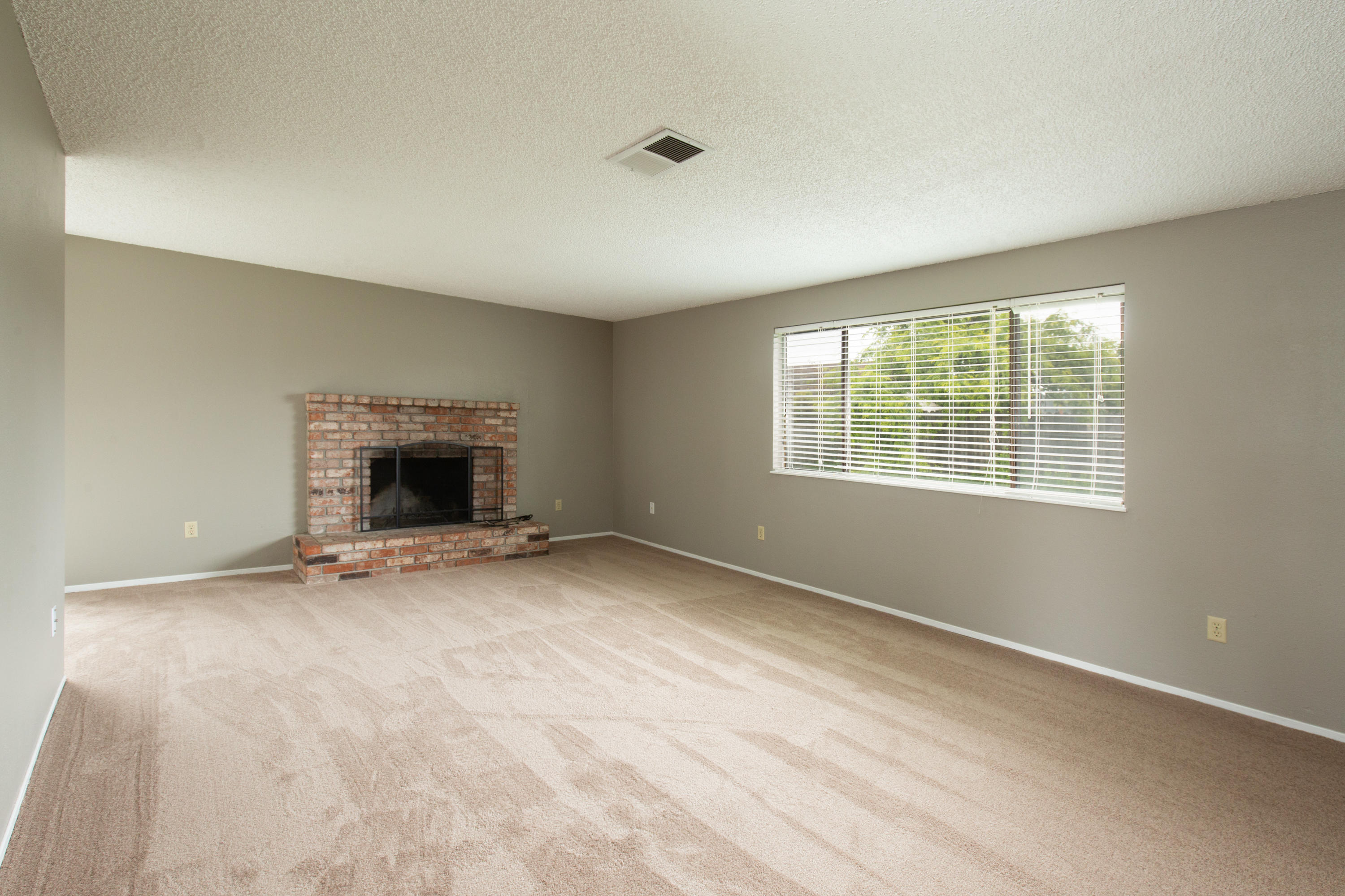 3484 Alliance Road Arcata, CA 95521 - Photo 4 of 28 5D3_0013_small