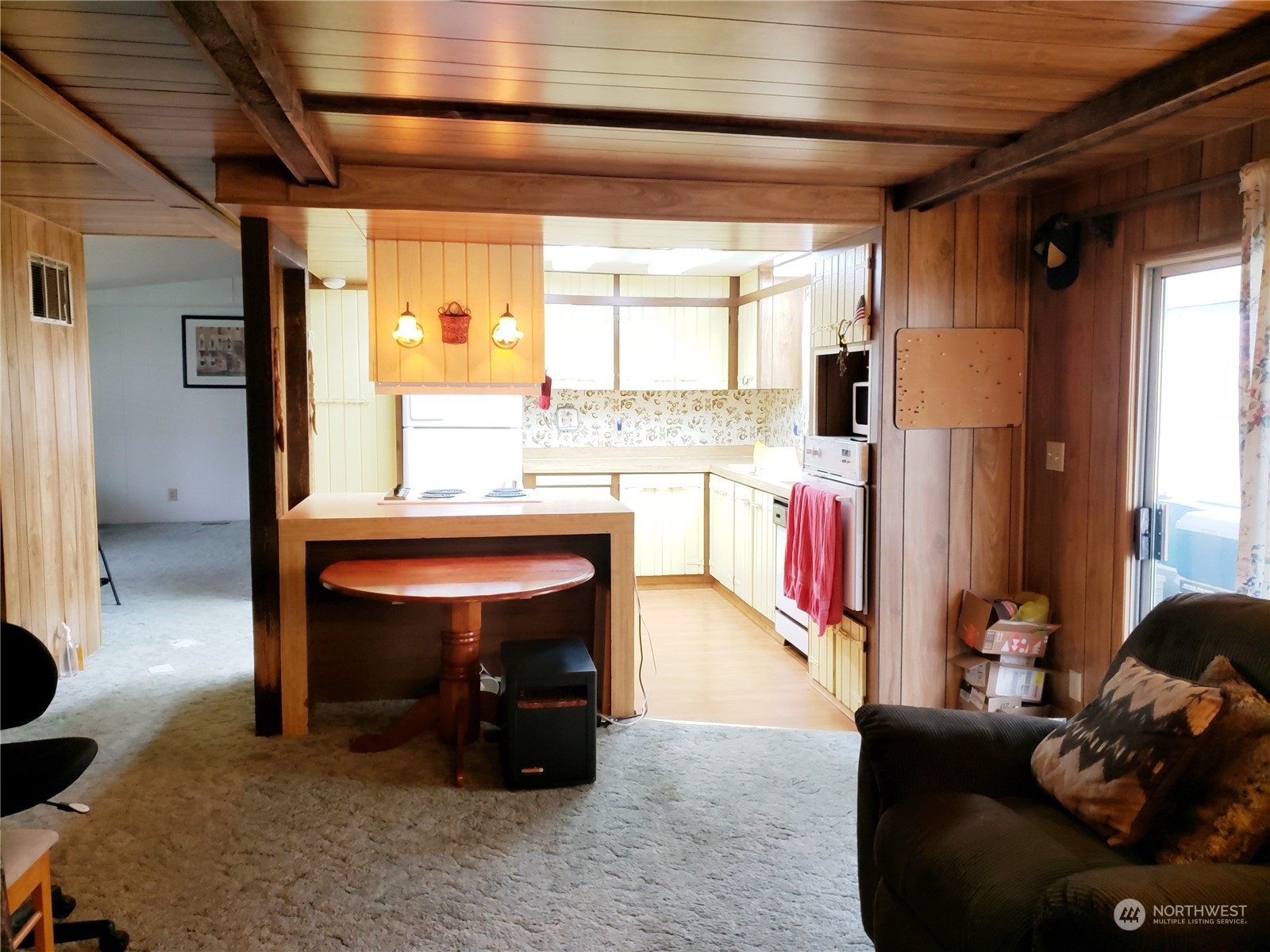 1080 Pine Drive Enumclaw, WA 98022 - Photo 6 of 36 a living room with furniture and a fireplace