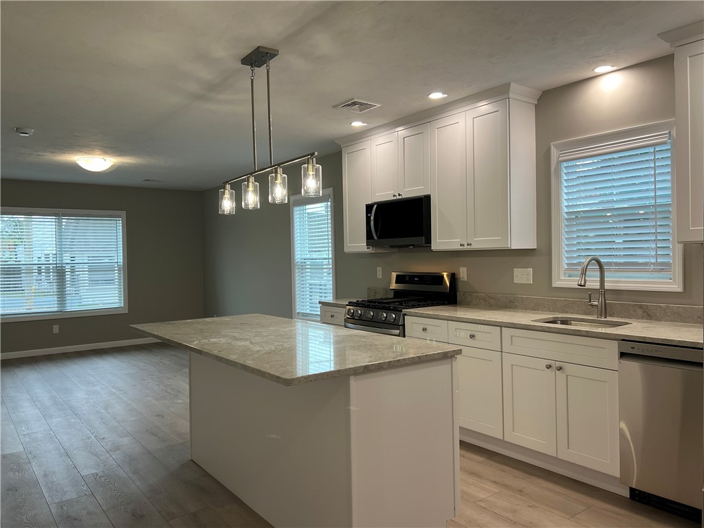 580 Elm Street, Unit 6 Woonsocket, RI 02895 - Photo 6 of 19