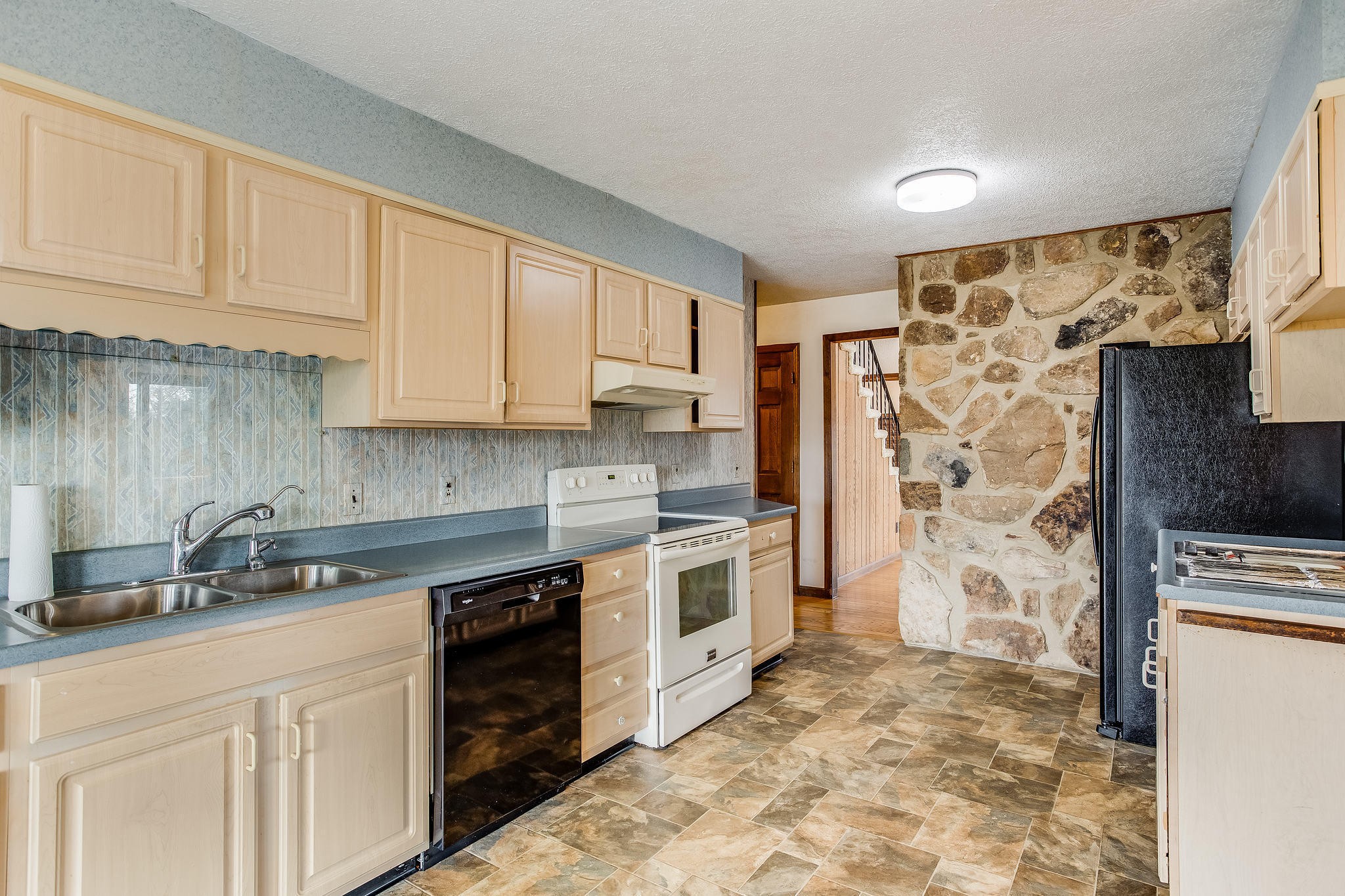 1443 Holbert Road Dandridge, TN 37725 - Photo 14 of 38 Gallery Image 14