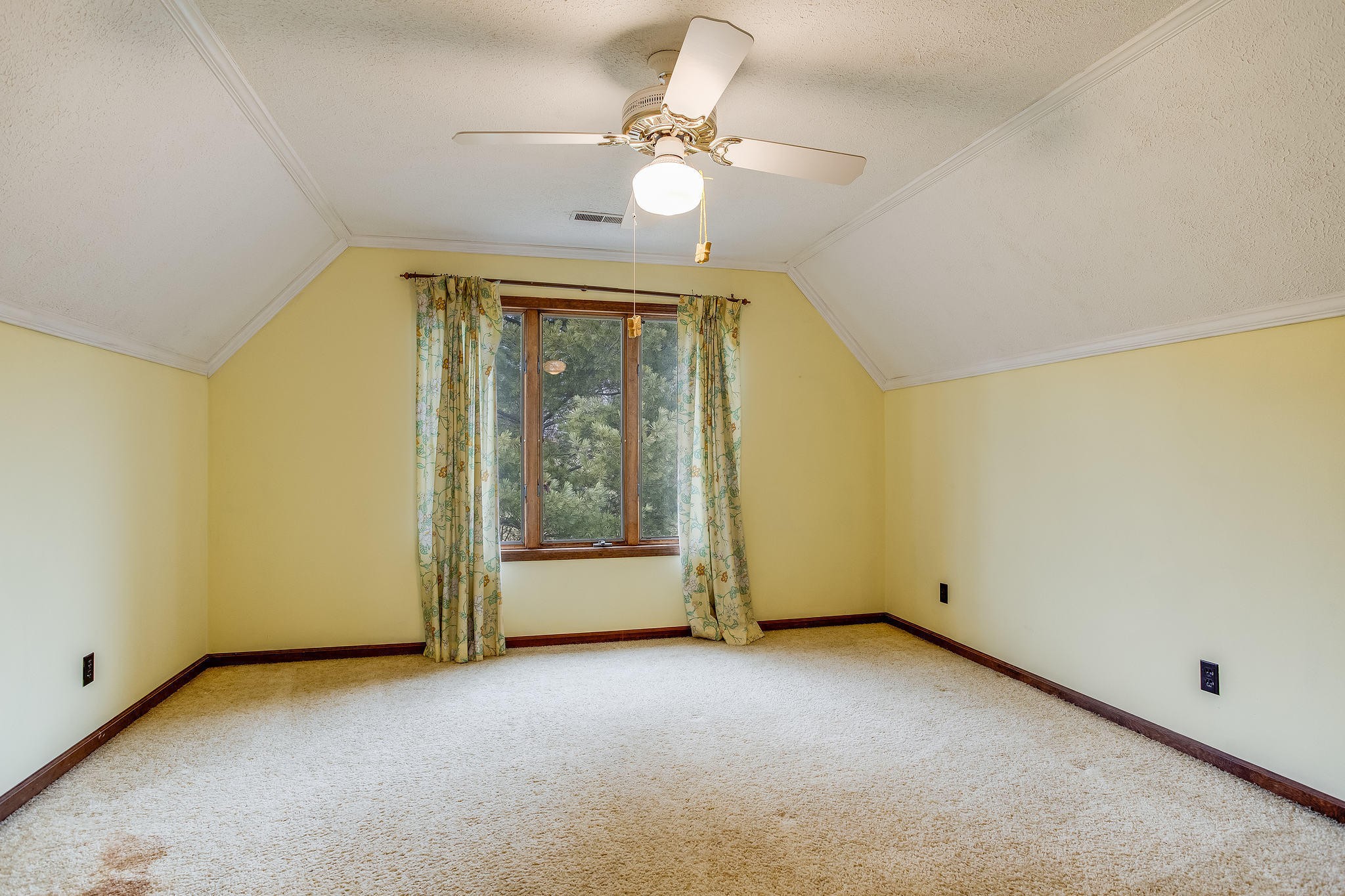 1443 Holbert Road Dandridge, TN 37725 - Photo 24 of 38 Gallery Image 24