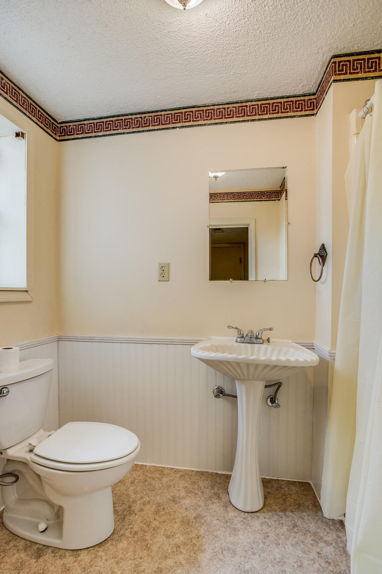 1443 Holbert Road Dandridge, TN 37725 - Photo 36 of 38 Gallery Image 36