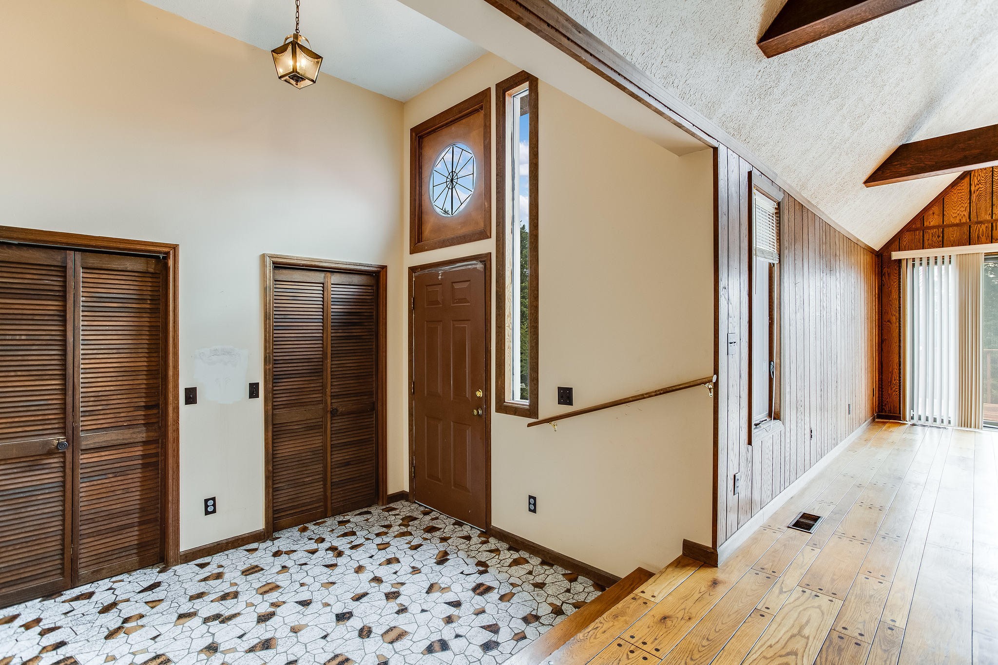 1443 Holbert Road Dandridge, TN 37725 - Photo 8 of 38 Gallery Image 8