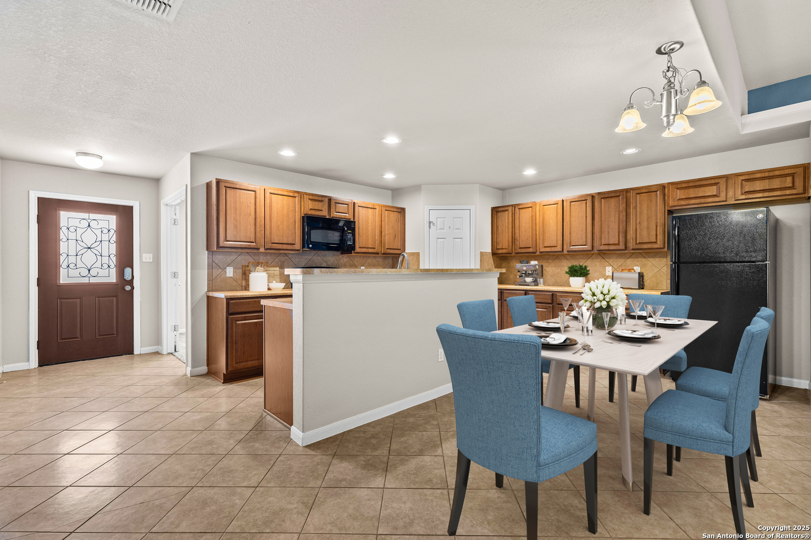 3919 Maiden Way Converse, TX 78109 - Photo 14 of 45