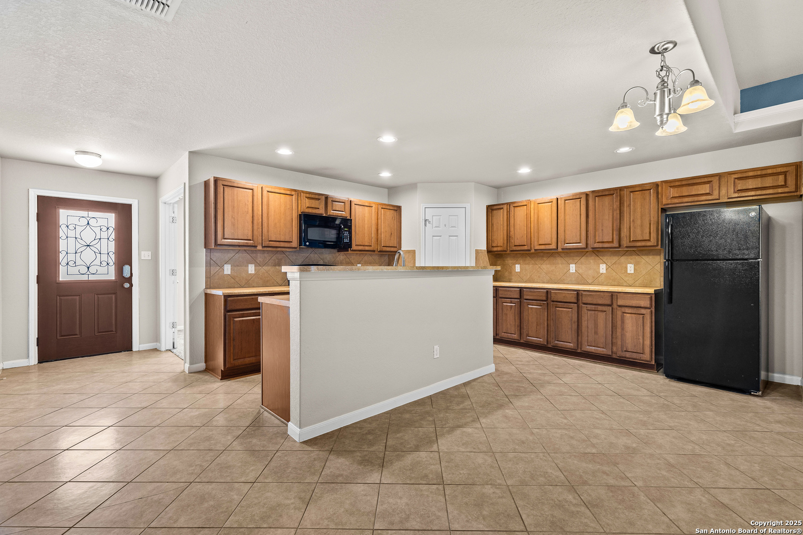 3919 Maiden Way Converse, TX 78109 - Photo 18 of 45