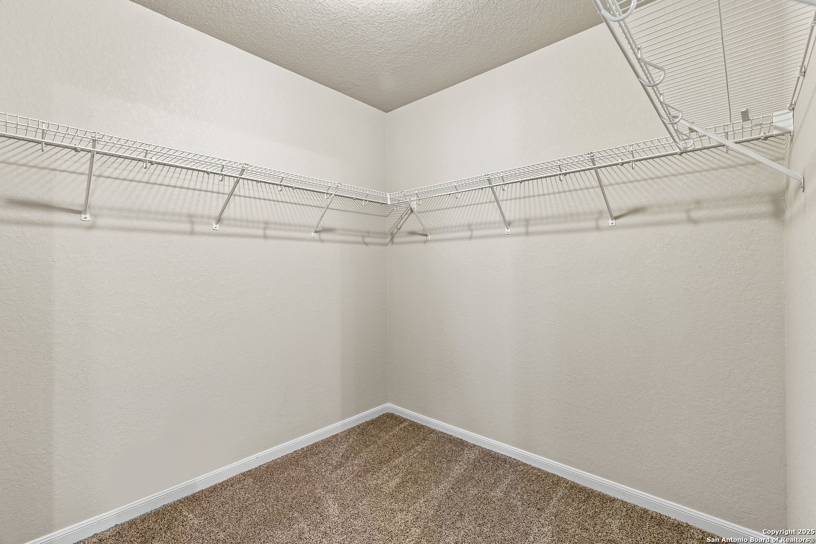 3919 Maiden Way Converse, TX 78109 - Photo 23 of 45