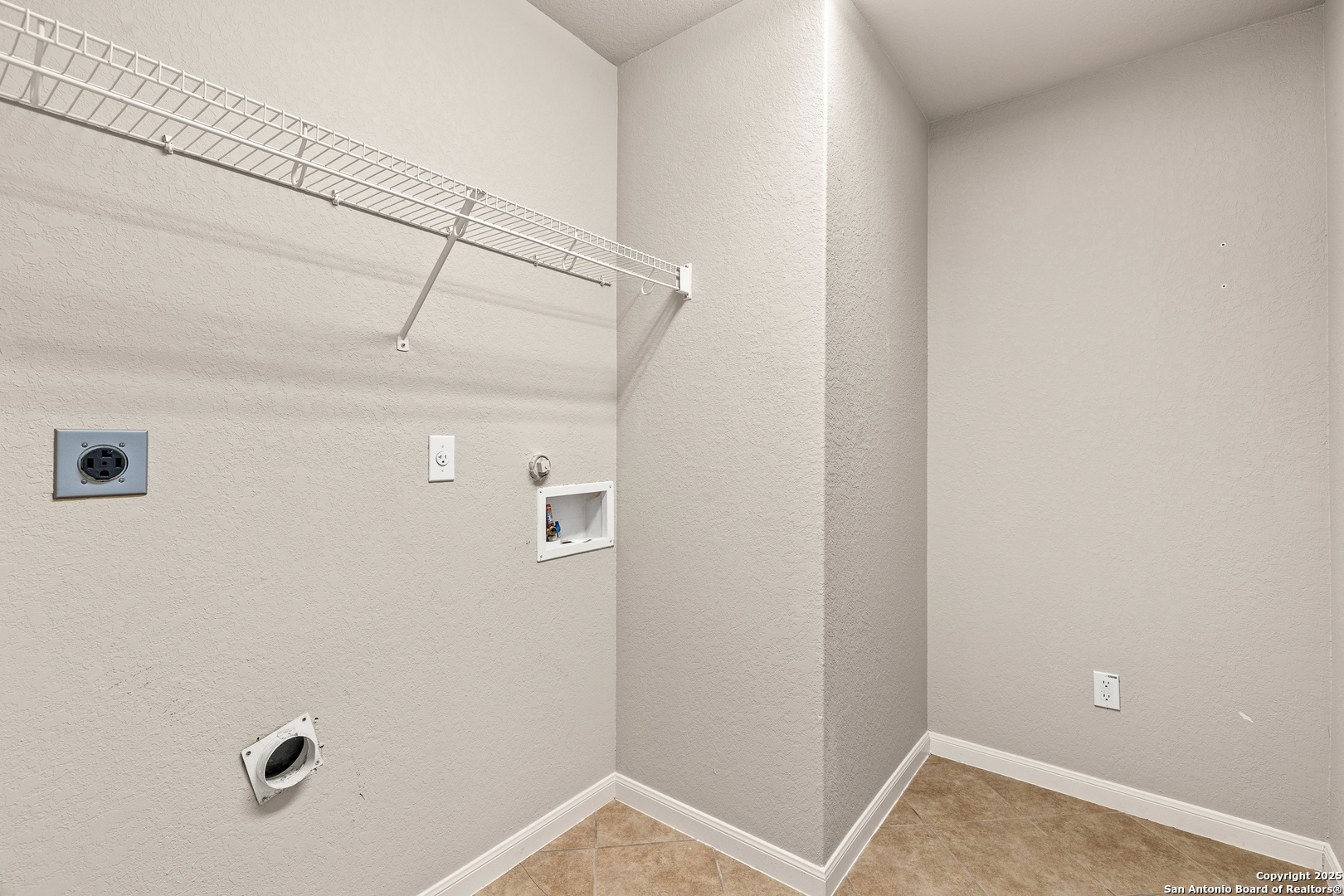 3919 Maiden Way Converse, TX 78109 - Photo 27 of 45