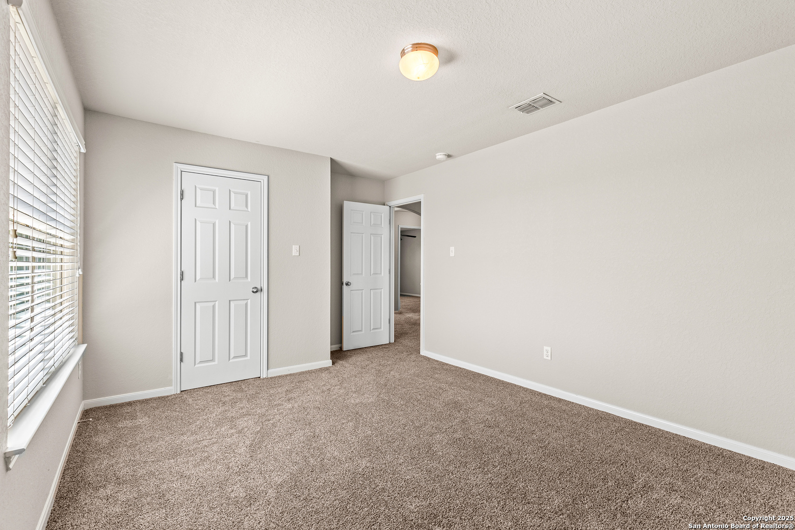 3919 Maiden Way Converse, TX 78109 - Photo 34 of 45