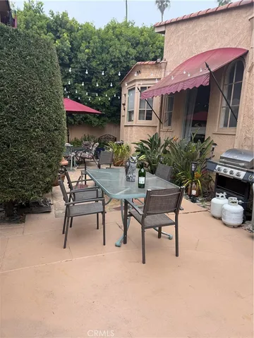 $1,589,000 | 223 Bennett Avenue, Long Beach, CA 90803