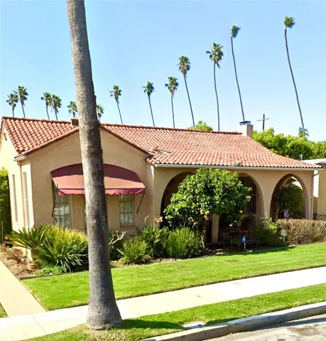 $1,589,000 | 223 Bennett Avenue, Long Beach, CA 90803