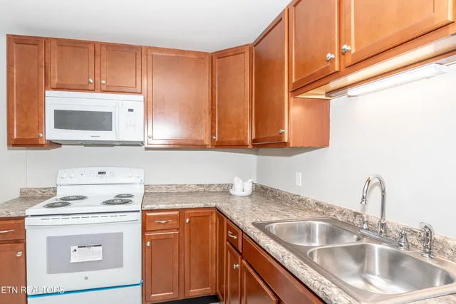 $309,900 | 3548 Garner Circle, Maryville, TN 37803