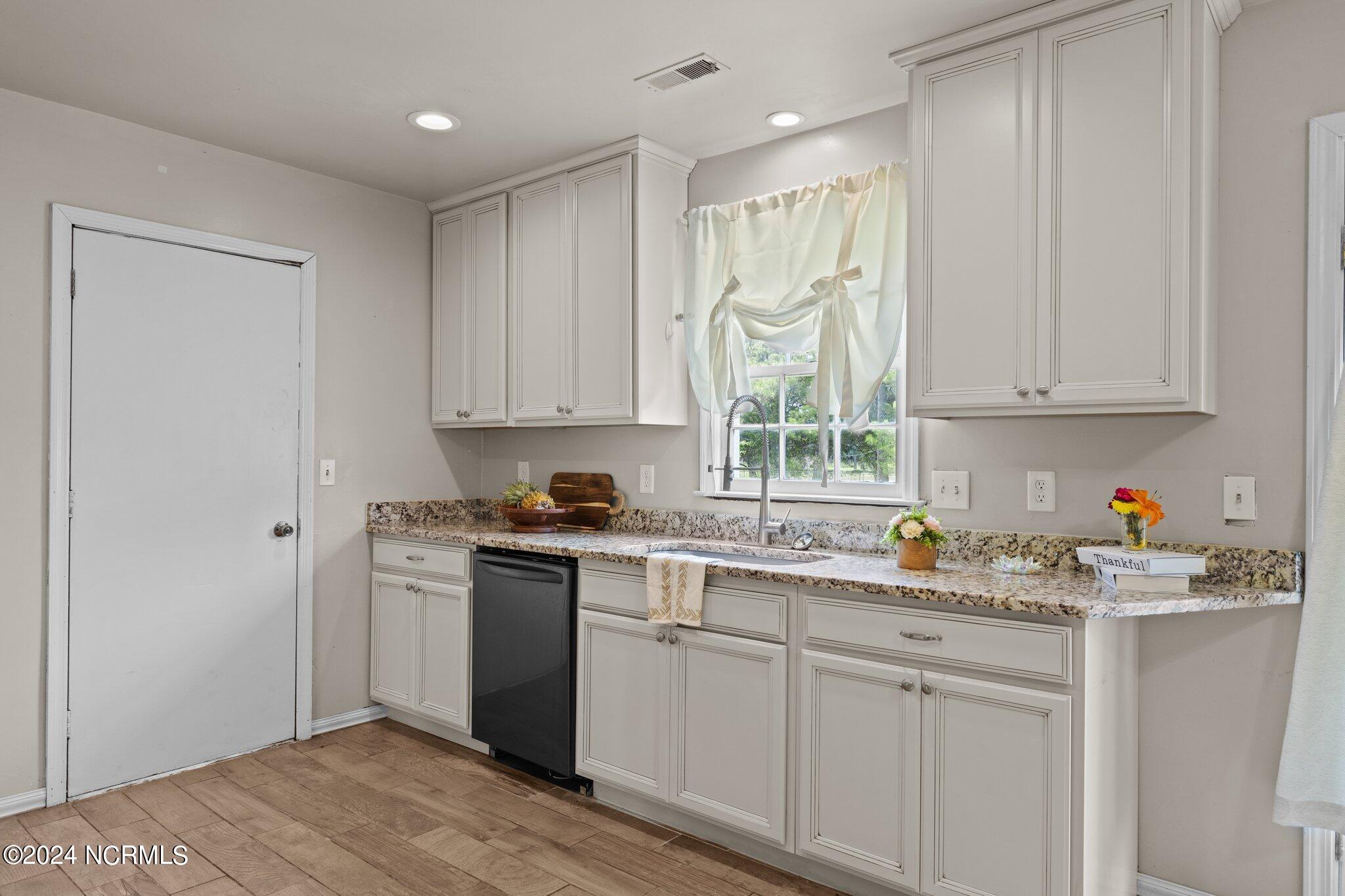 1258 Hibbs Road Newport, NC 28570 - Photo 6 of 40 9-web-or-mls-1S3A5460