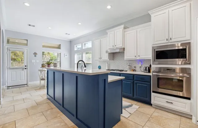 $4,100 | 86 North Victoriana Circle, Spring, TX 77389