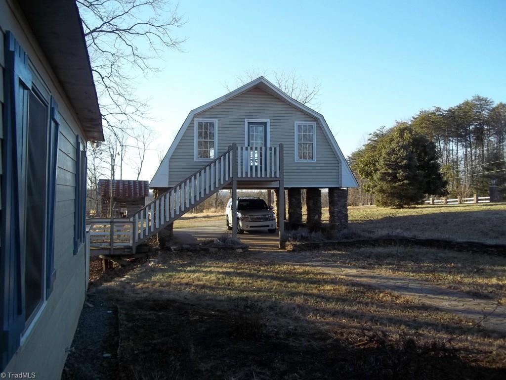 301 Straw House Road Reidsville, NC 27320 - Photo 14 of 16 Carport and Loft