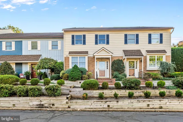 $415,000 | 633 East Main Street, Unit B7, Moorestown, NJ 08057