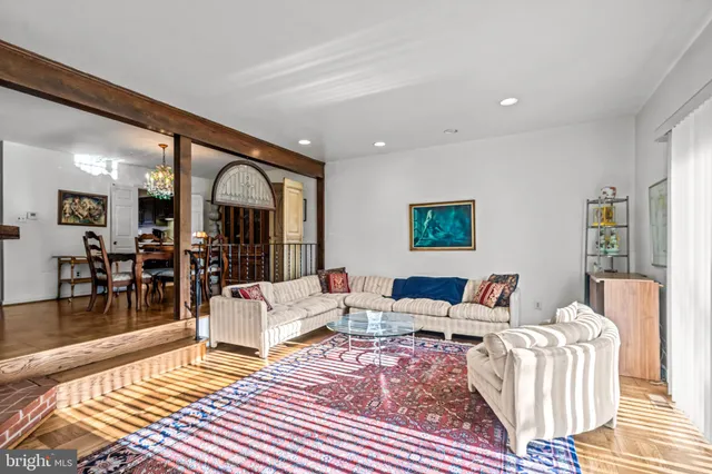 $415,000 | 633 East Main Street, Unit B7, Moorestown, NJ 08057