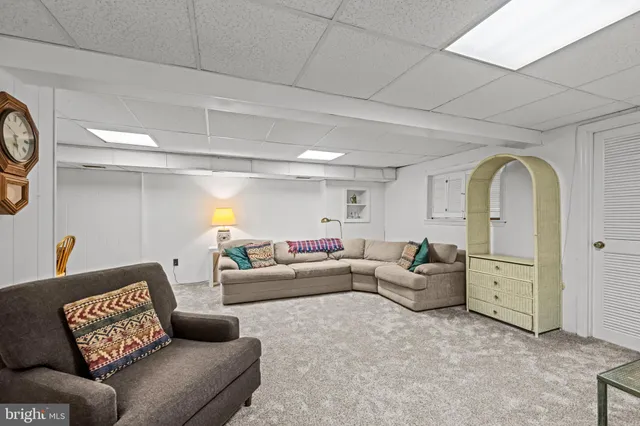 $415,000 | 633 East Main Street, Unit B7, Moorestown, NJ 08057