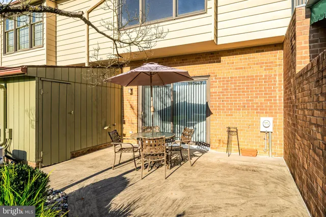 $415,000 | 633 East Main Street, Unit B7, Moorestown, NJ 08057