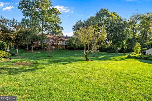 $415,000 | 633 East Main Street, Unit B7, Moorestown, NJ 08057