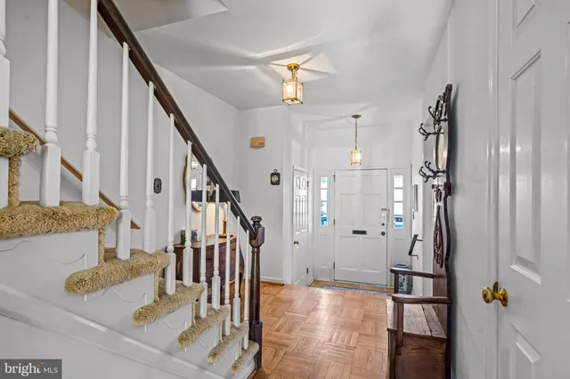 $415,000 | 633 East Main Street, Unit B7, Moorestown, NJ 08057