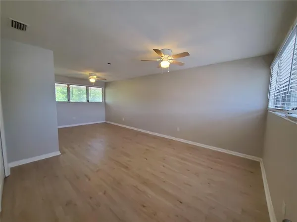 $1,550 | 3075 Los Altos Drive, Unit E, Belleair Bluffs, FL 33770