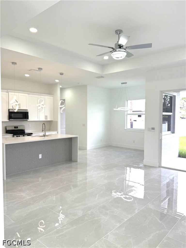 2900 2nd Street Southwest Lehigh Acres, FL 33976 - Photo 7 of 35
