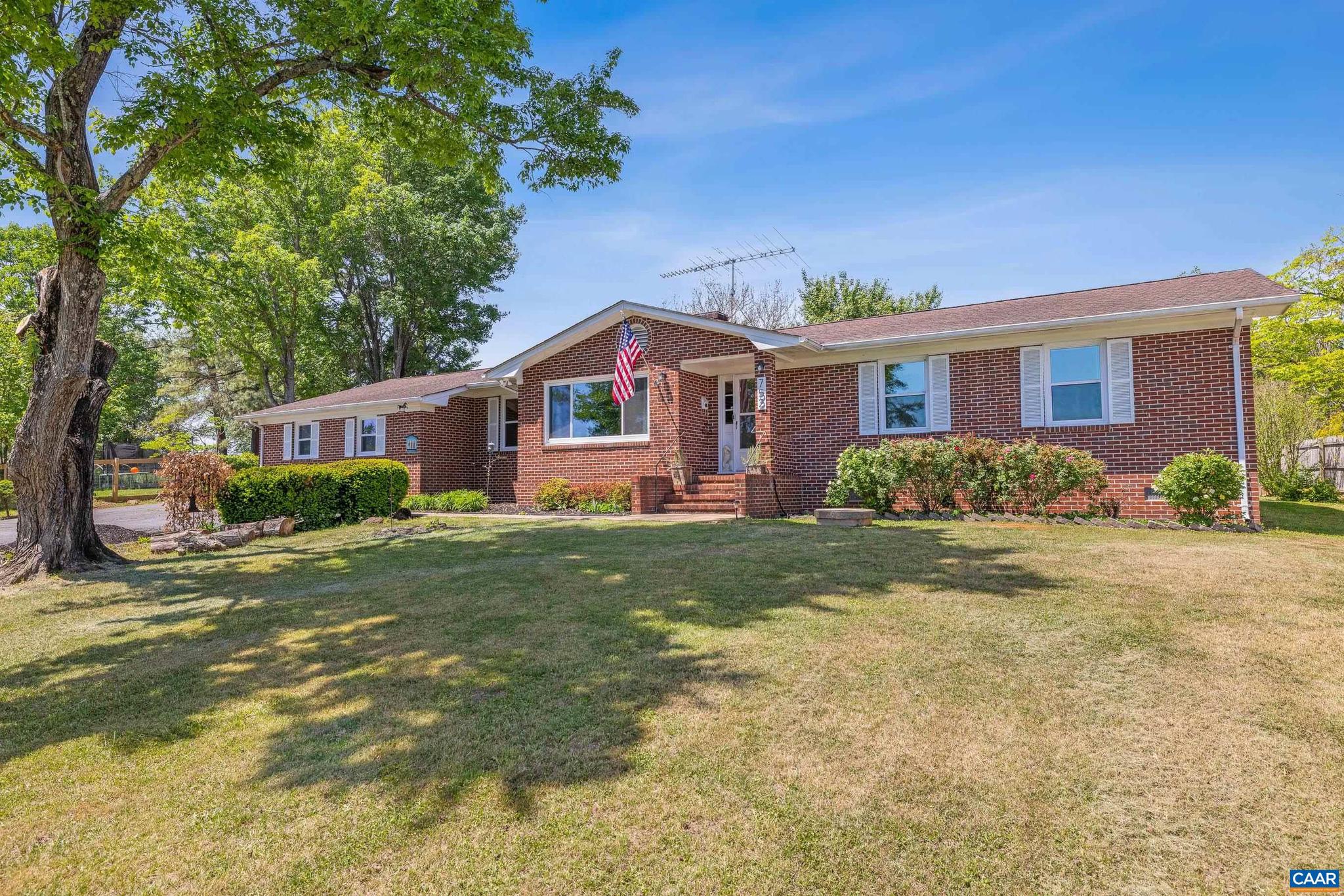752 Westwood Road Stanardsville, VA 22973 - Photo 2 of 63