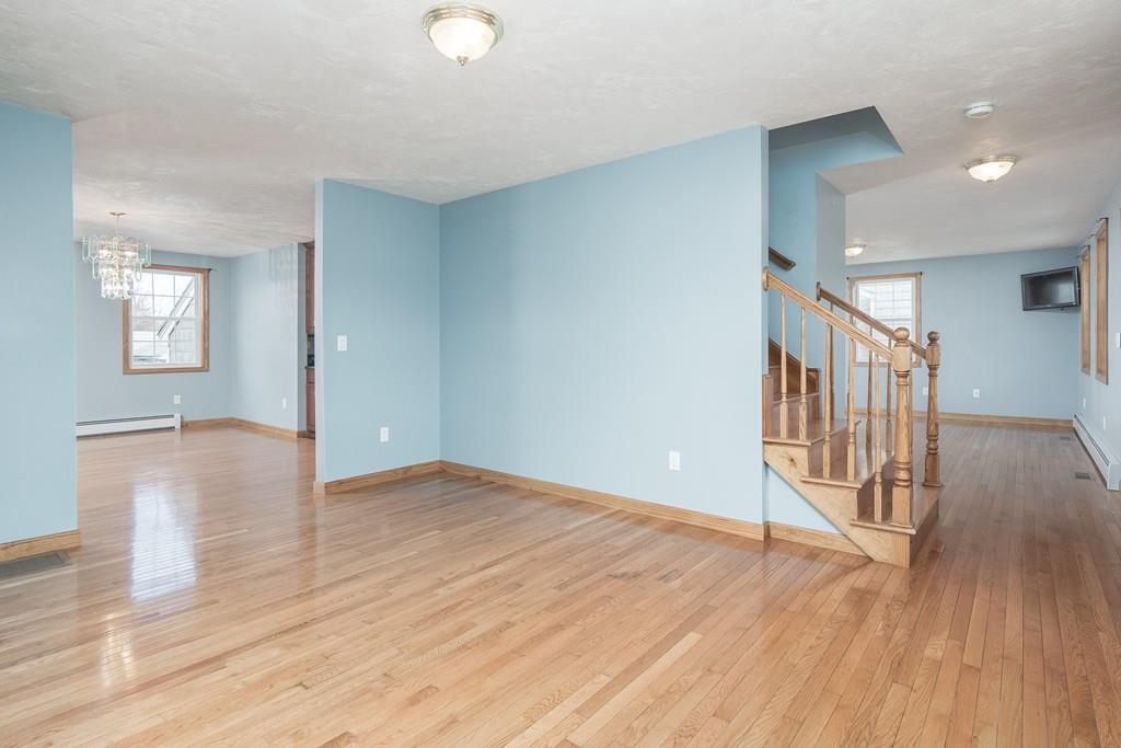 124 Lexington Road Billerica, MA 01821 - Photo 11 of 42
