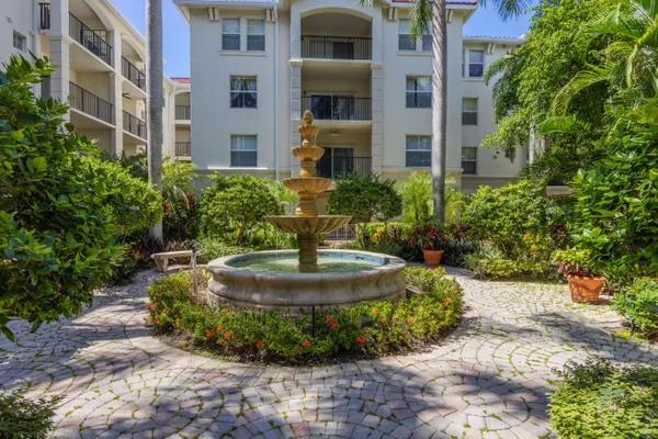 $3,000 | 2412 Tuscany Way, Boynton Beach, FL 33435