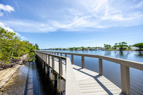 $3,000 | 2412 Tuscany Way, Boynton Beach, FL 33435