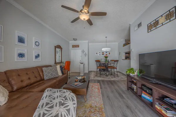 $3,000 | 2412 Tuscany Way, Boynton Beach, FL 33435