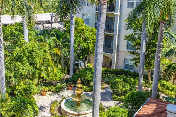 $3,000 | 2412 Tuscany Way, Boynton Beach, FL 33435