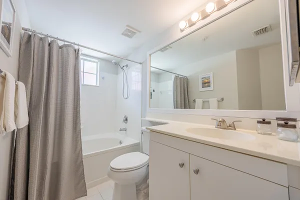$3,000 | 2412 Tuscany Way, Boynton Beach, FL 33435