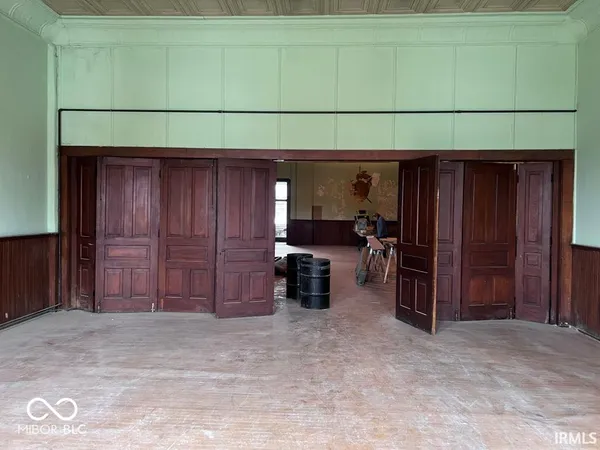 $1,400 | 28 North Washington Street, Knightstown, IN 46148