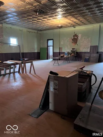 $1,400 | 28 North Washington Street, Knightstown, IN 46148