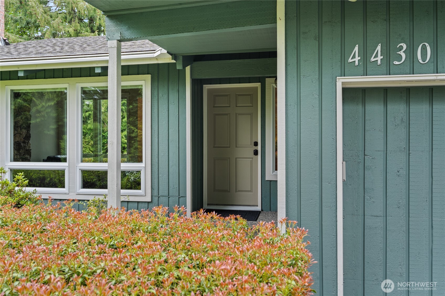 4430 136th Place Southwest Edmonds, WA 98026 - Photo 5 of 40
