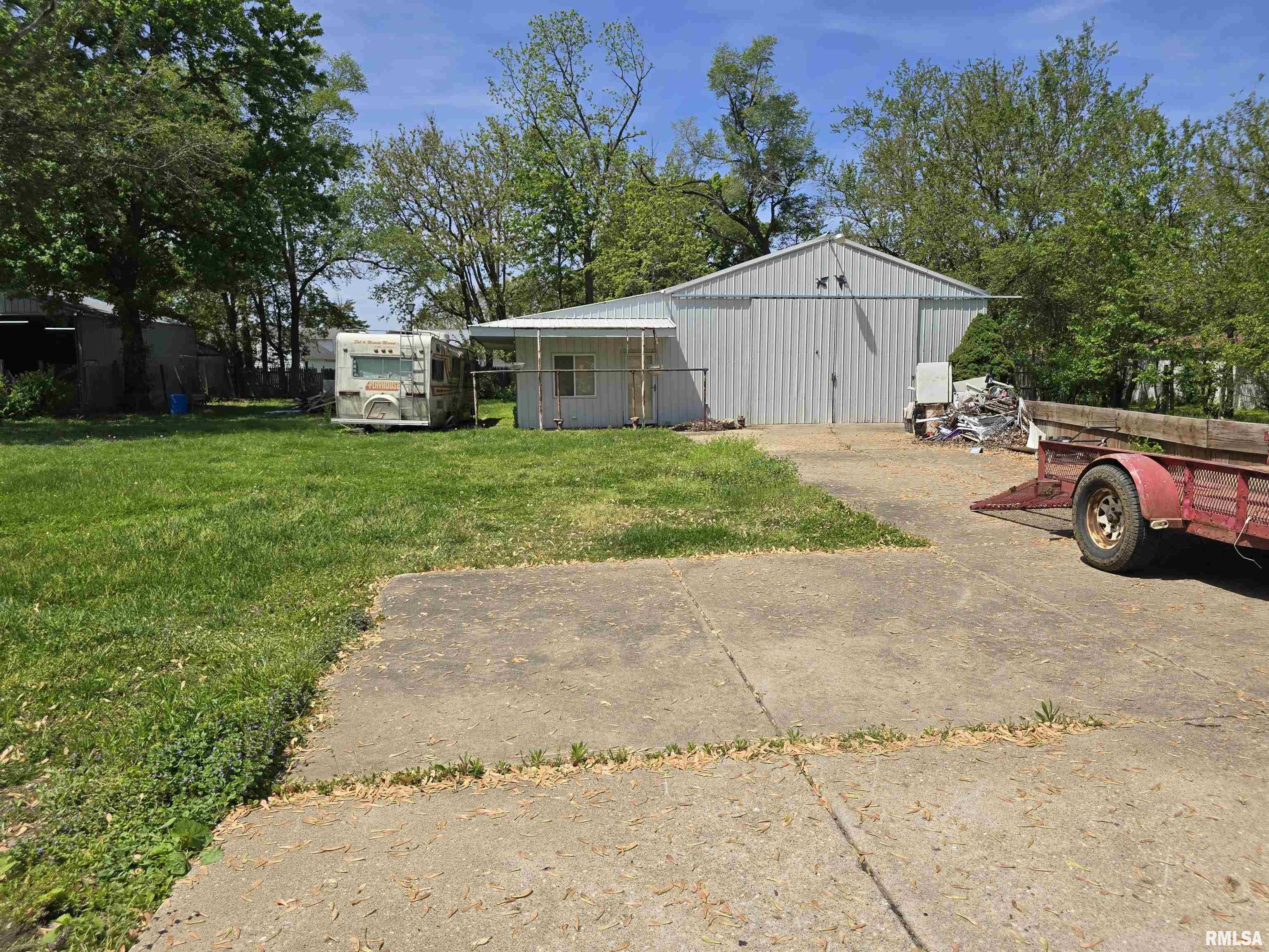 13595 First Street Pekin, IL 61554 - Photo 11 of 13 Gallery Image 11