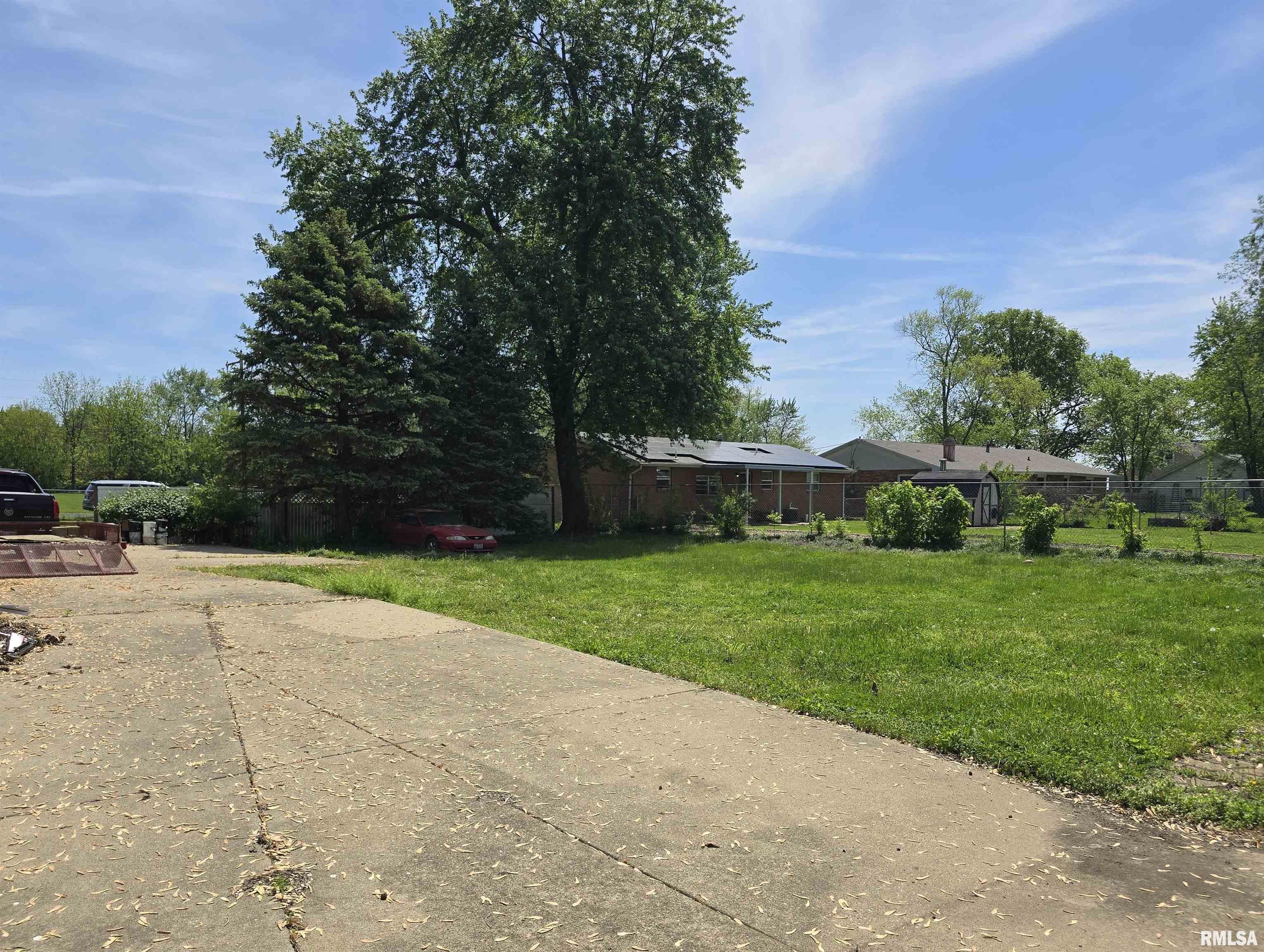 13595 First Street Pekin, IL 61554 - Photo 12 of 13 Gallery Image 12
