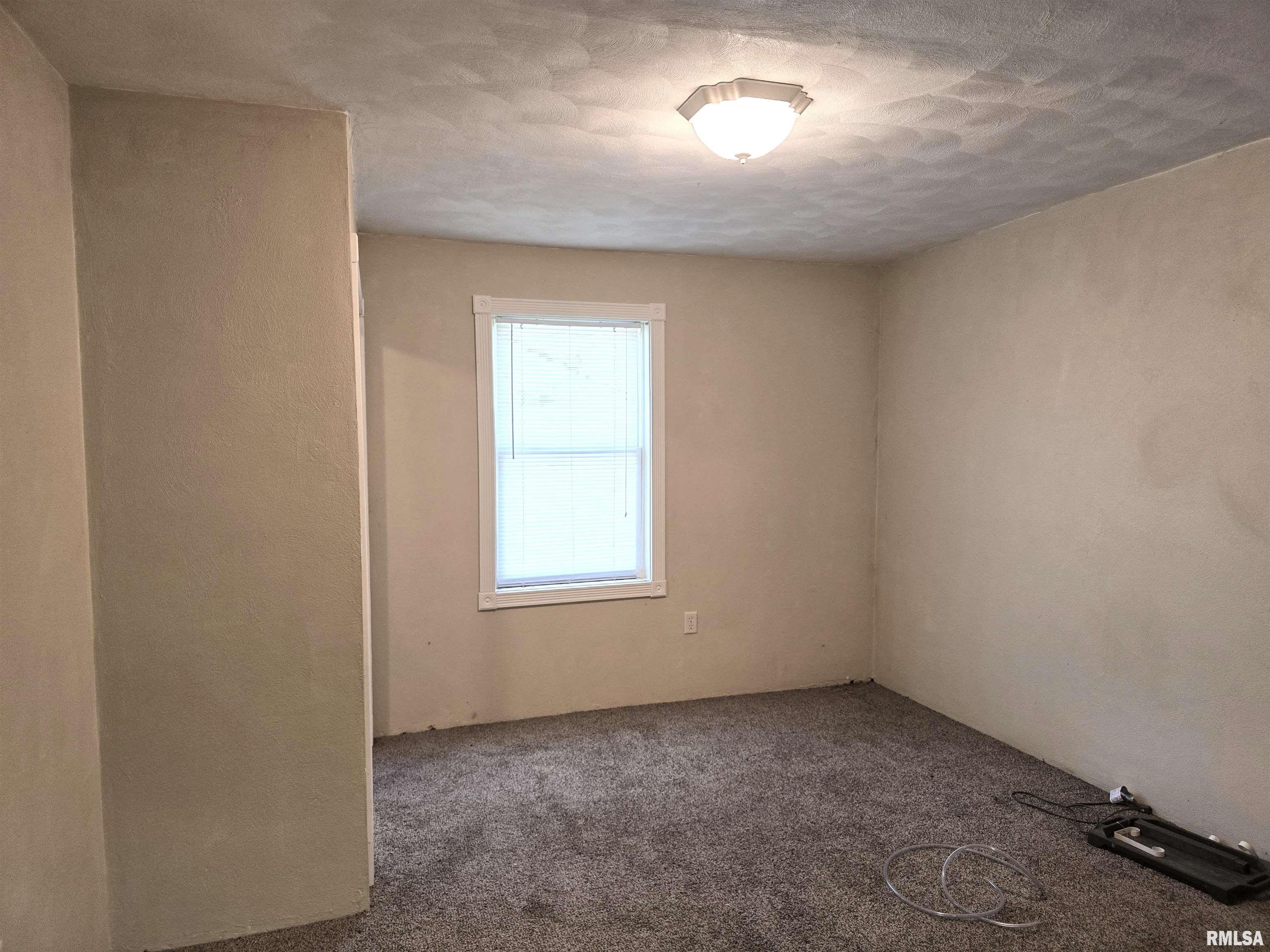13595 First Street Pekin, IL 61554 - Photo 8 of 13 Gallery Image 8
