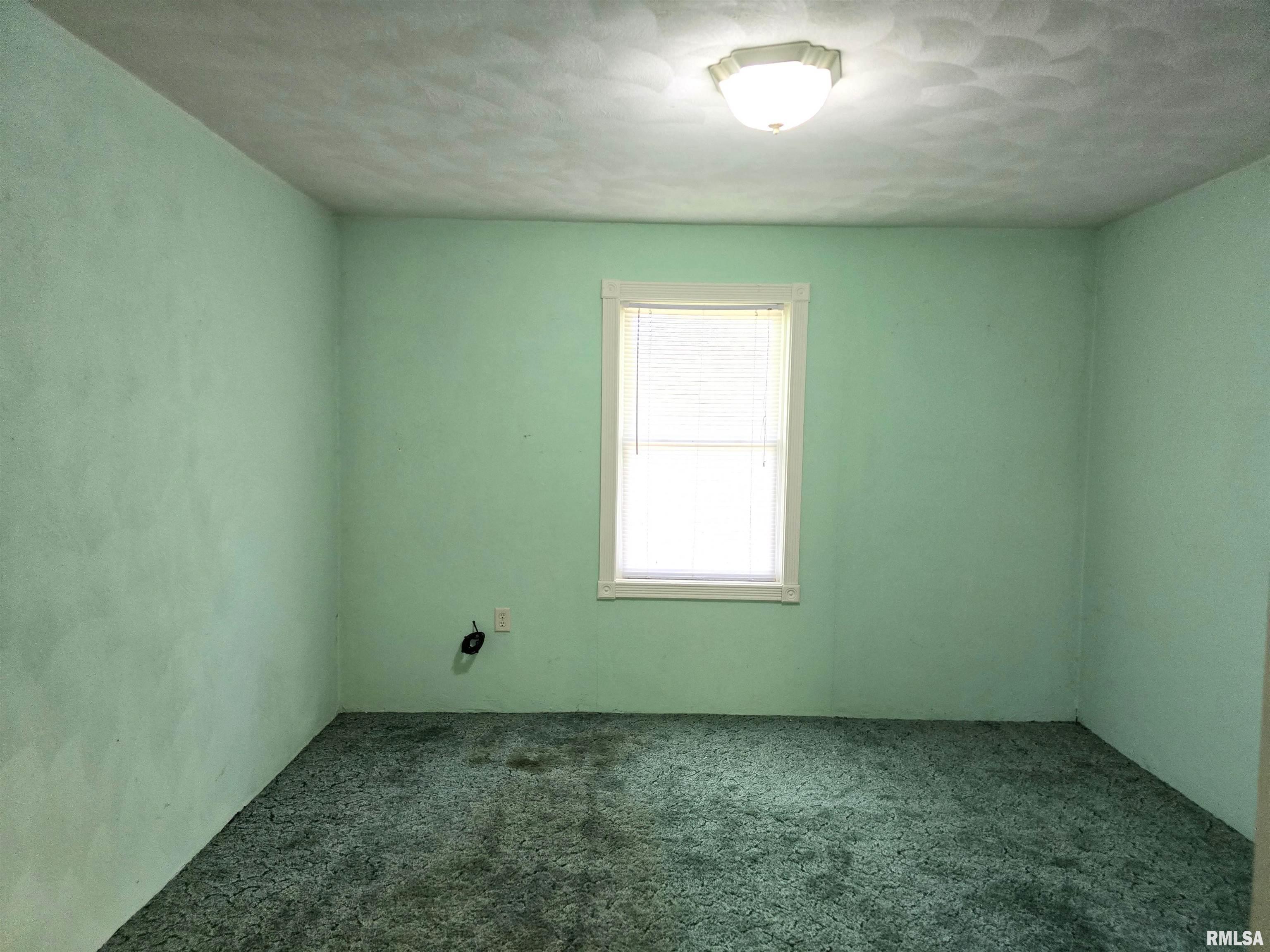 13595 First Street Pekin, IL 61554 - Photo 9 of 13 Gallery Image 9