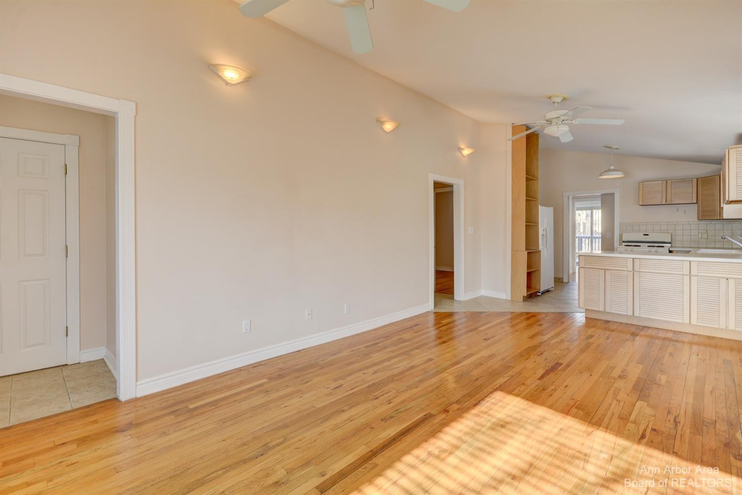 800 West Eleven Mile Road Berkley, MI 48072 - Photo 2 of 26 Photo 2