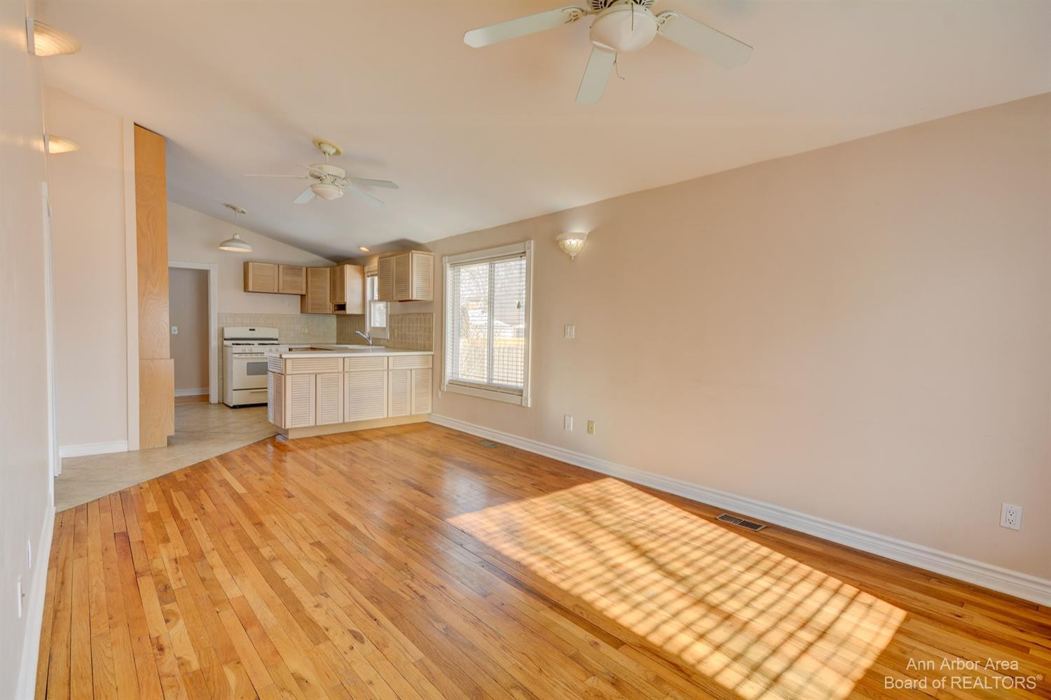 800 West Eleven Mile Road Berkley, MI 48072 - Photo 3 of 26 Photo 3