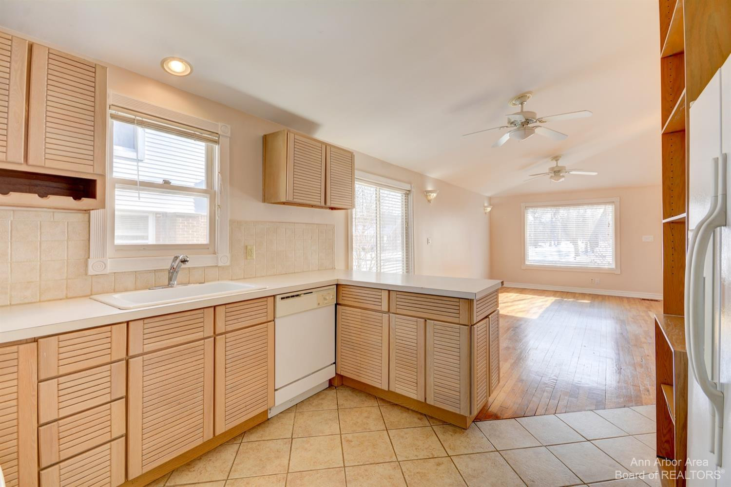 800 West Eleven Mile Road Berkley, MI 48072 - Photo 6 of 26 Photo 6