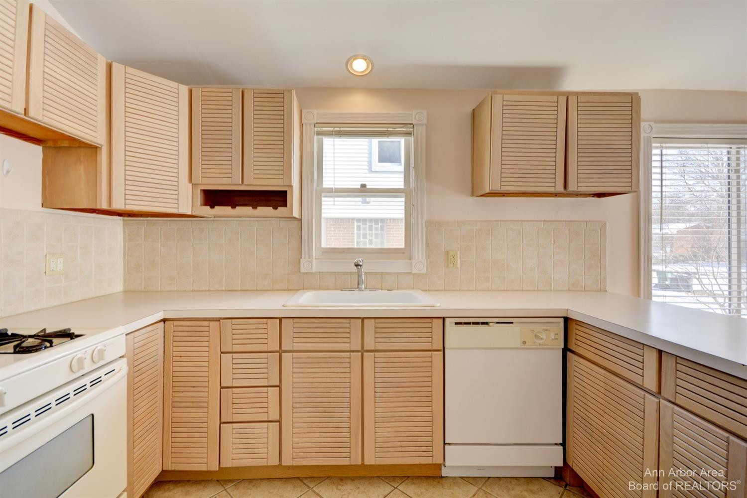 800 West Eleven Mile Road Berkley, MI 48072 - Photo 7 of 26 Photo 7