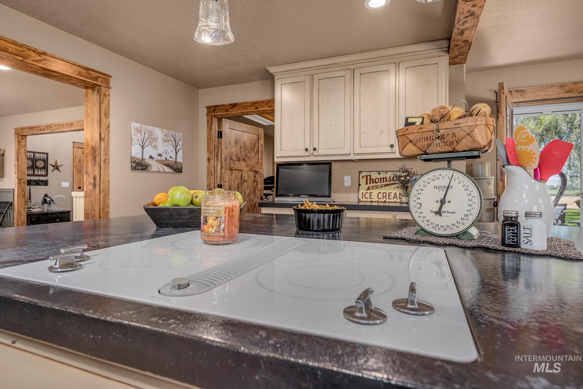 1530 Ross Road Weiser, ID 83672 - Photo 14 of 50